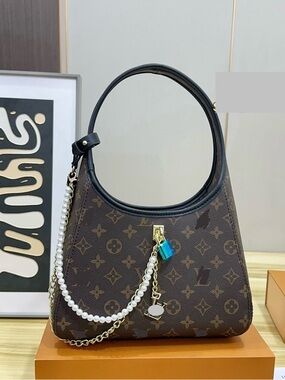 New women’s brown fashion shoulder bag